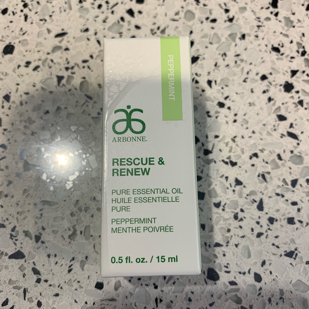 Arbonne rescue & renew essential oil Peppermint